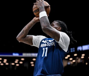 无畏契约石油杯-攻坚利器！纳兹·里德半场8中6砍下17分6板 三分4中3